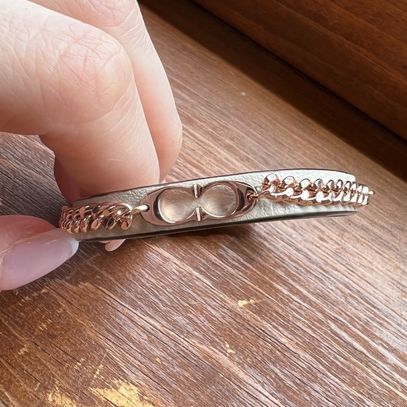 COACH chain link leather bracelet 🤎 - Picture 4 of 7